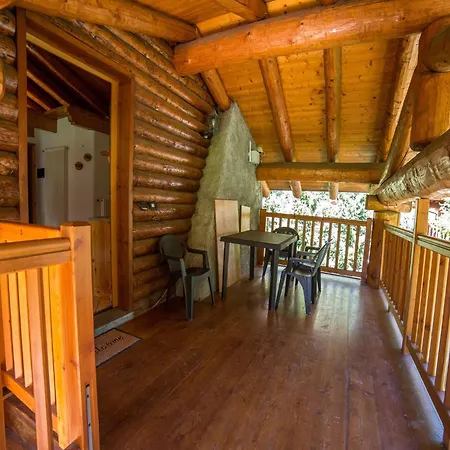 Daire Chalet-village Situated In A Quiet Area *