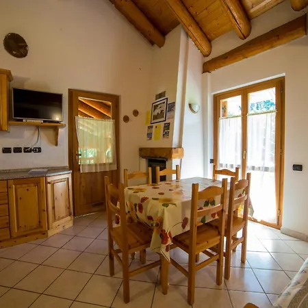 아파트 Village Situated In A Quiet Area Antey-Saint-André